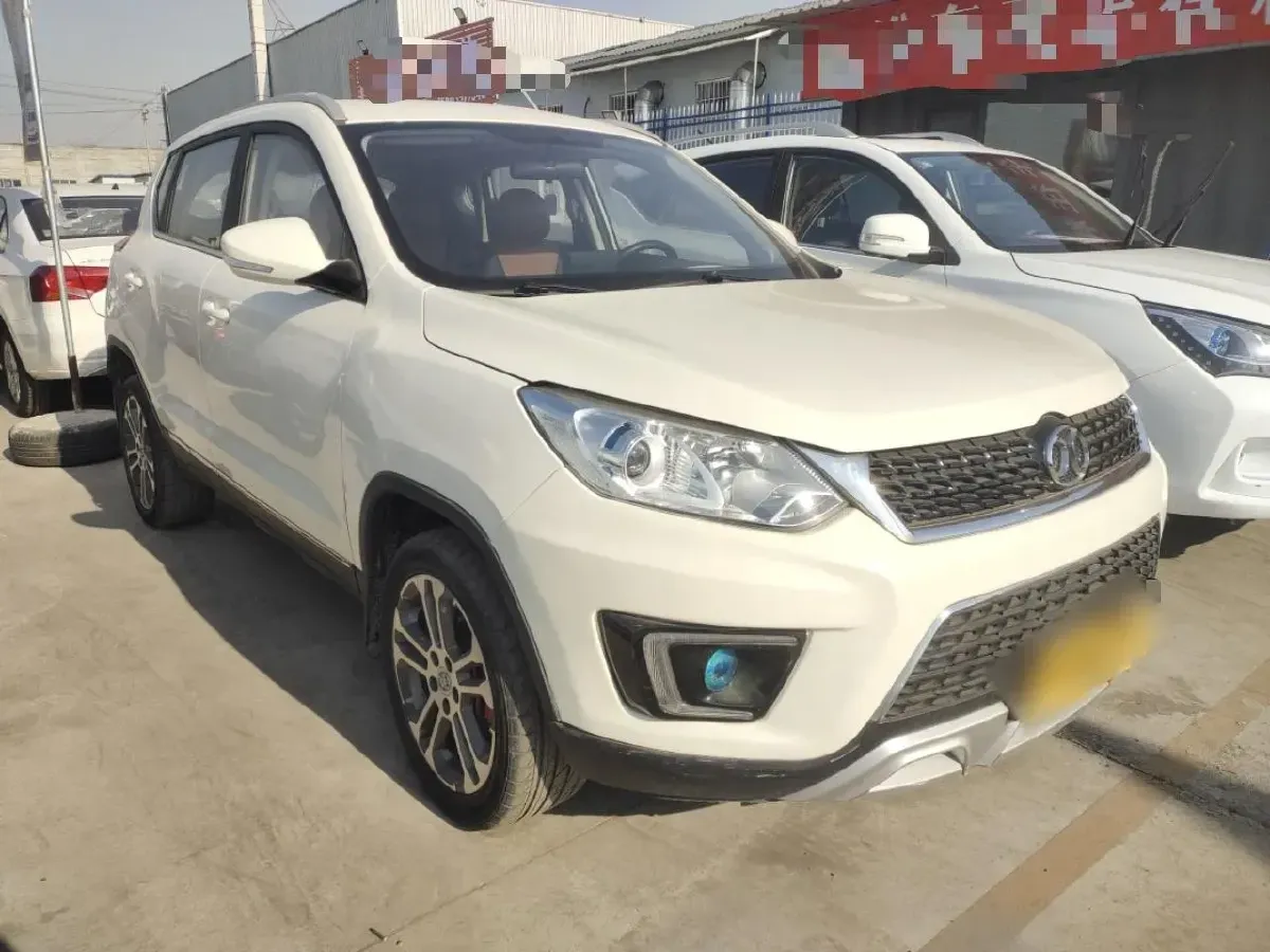 2016 BeiJing Auto Senova X35 1.5L 116HP L4 5MT,autocango,china used car exporter,china ev exporter,chinese used car exporter,chinese used ev exporter