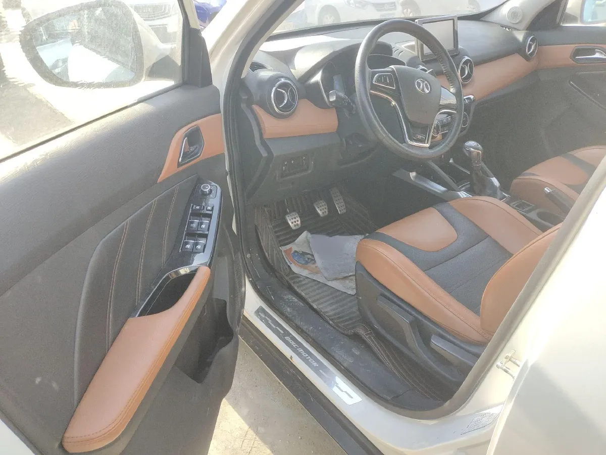 2016 BeiJing Auto Senova X35 1.5L 116HP L4 5MT,autocango,china used car exporter,china ev exporter,chinese used car exporter,chinese used ev exporter