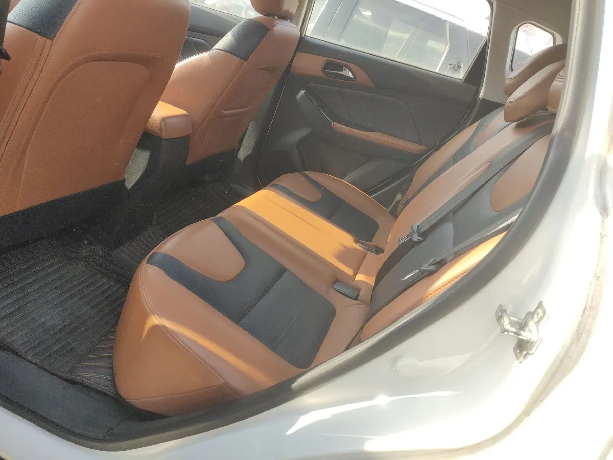 2016 BeiJing Auto Senova X35 1.5L 116HP L4 5MT,autocango,china used car exporter,china ev exporter,chinese used car exporter,chinese used ev exporter