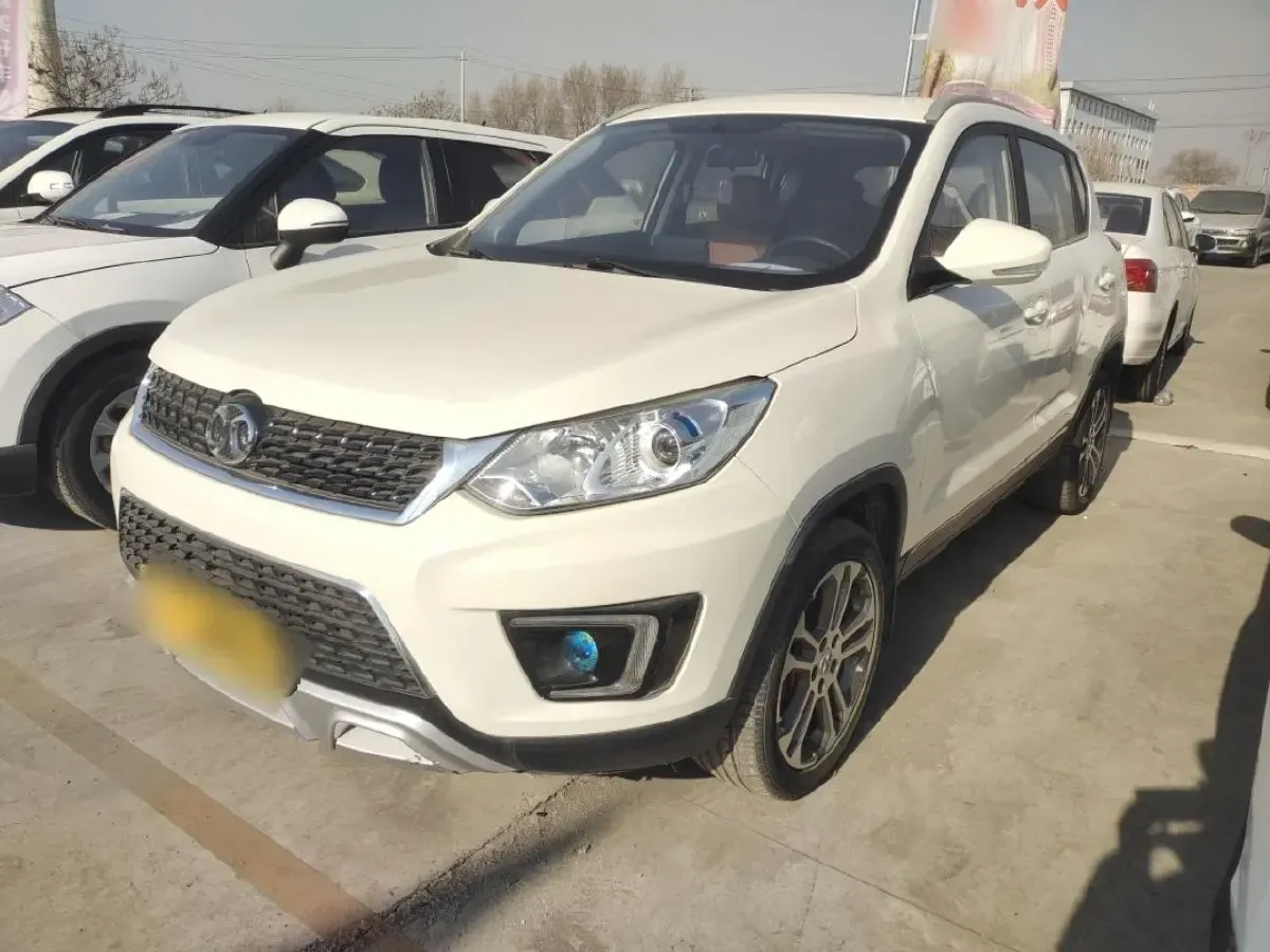 2016 BeiJing Auto Senova X35 1.5L 116HP L4 5MT,autocango,china used car exporter,china ev exporter,chinese used car exporter,chinese used ev exporter