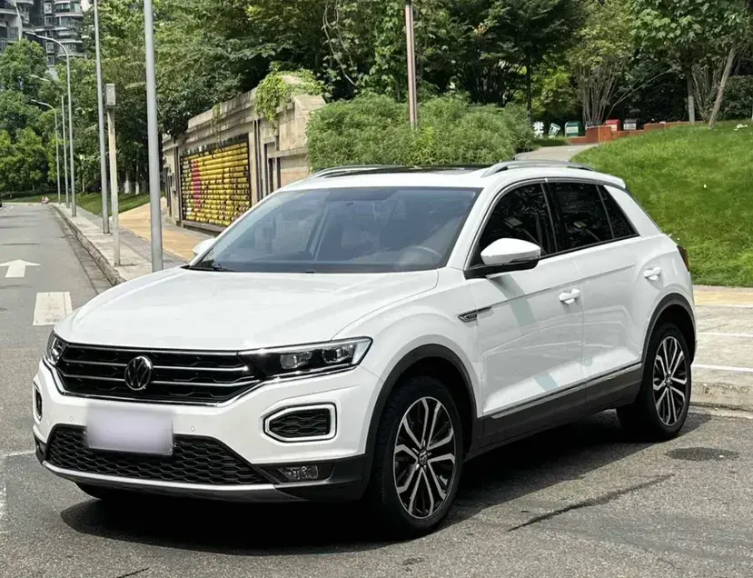 2022 Volkswagen T-Roc 1.4T 150HP L4 7DCT