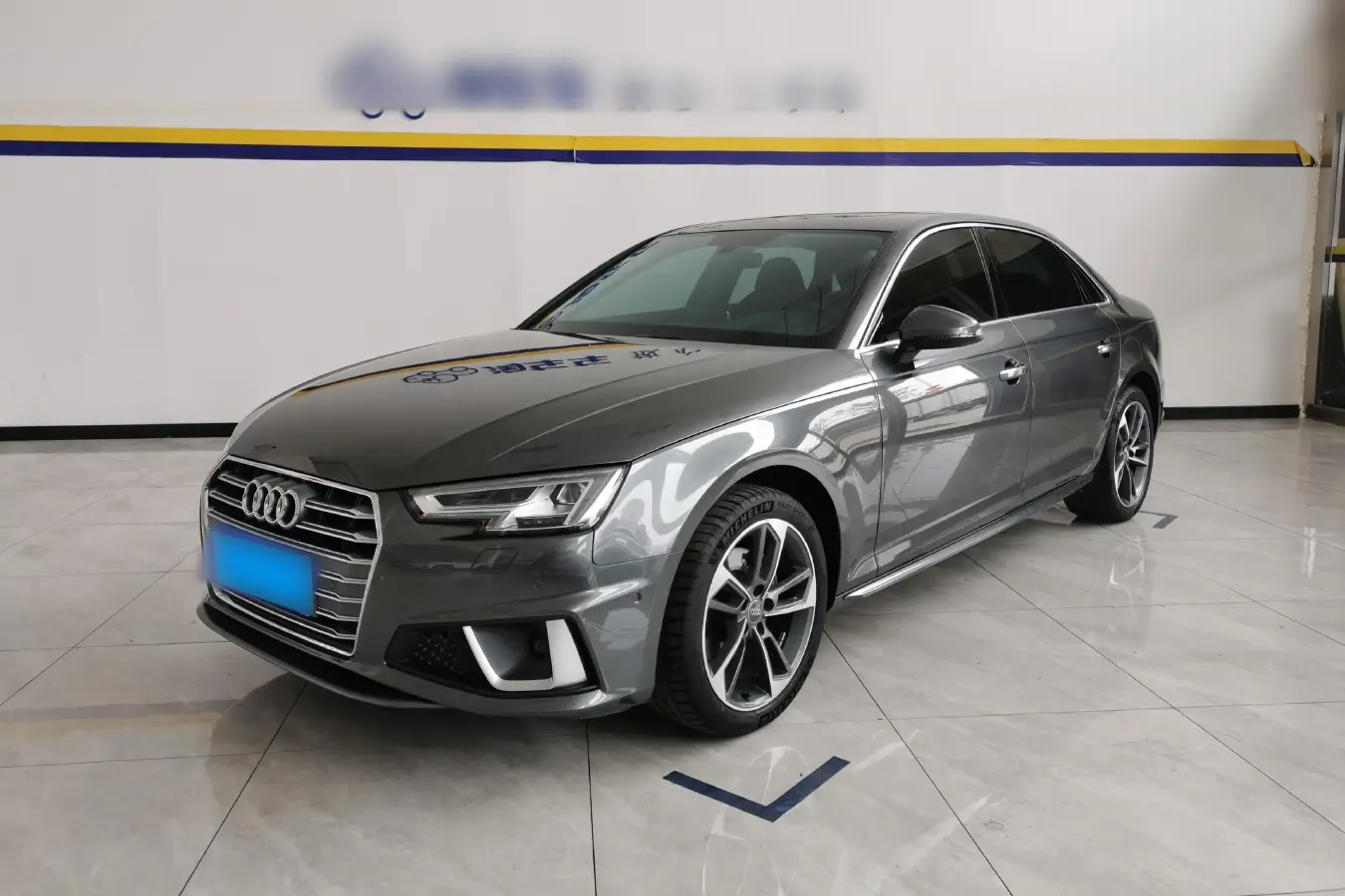 2019 Audi A4L 2.0T 190HP L4 7DCT
