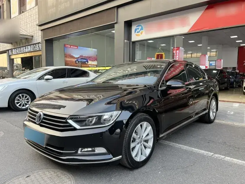 2017 Volkswagen Magotan 1.8T 180HP L4 7DCT