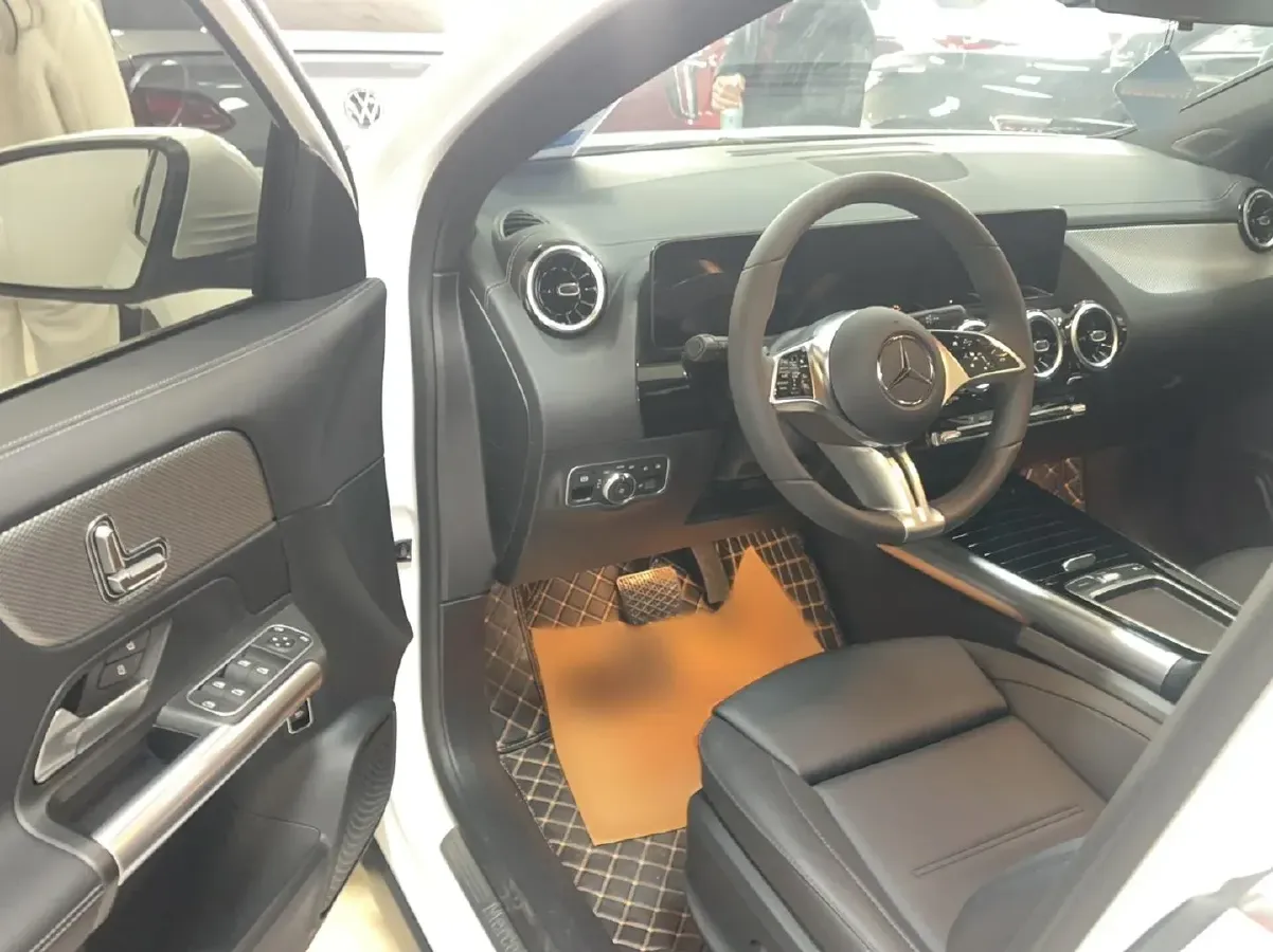 2024 Mercedes-Benz GLA Class 1.3T 163HP L4 7DCT,autocango,china used car exporter,china ev exporter,chinese used car exporter,chinese used ev exporter