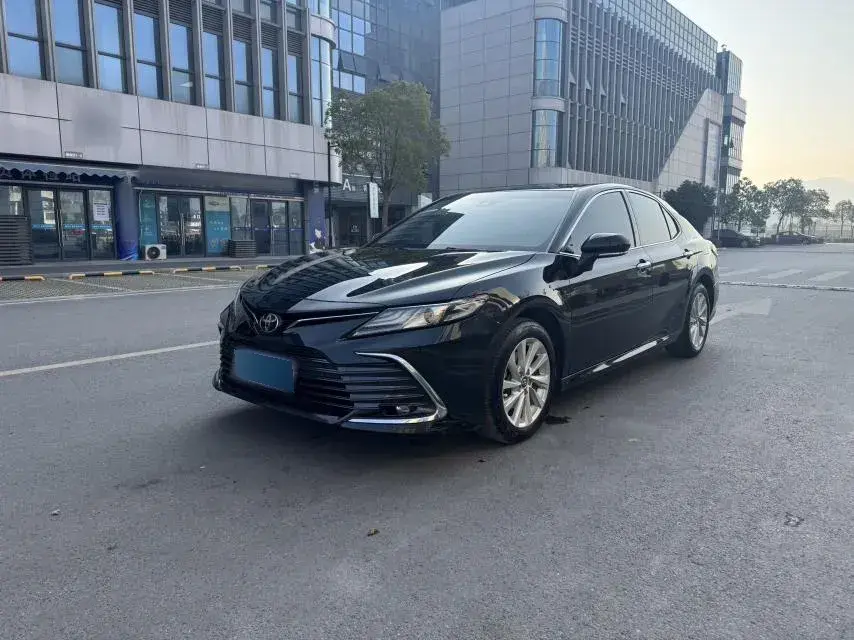 2021 Toyota Camry 2.0L 178HP L4 CVT