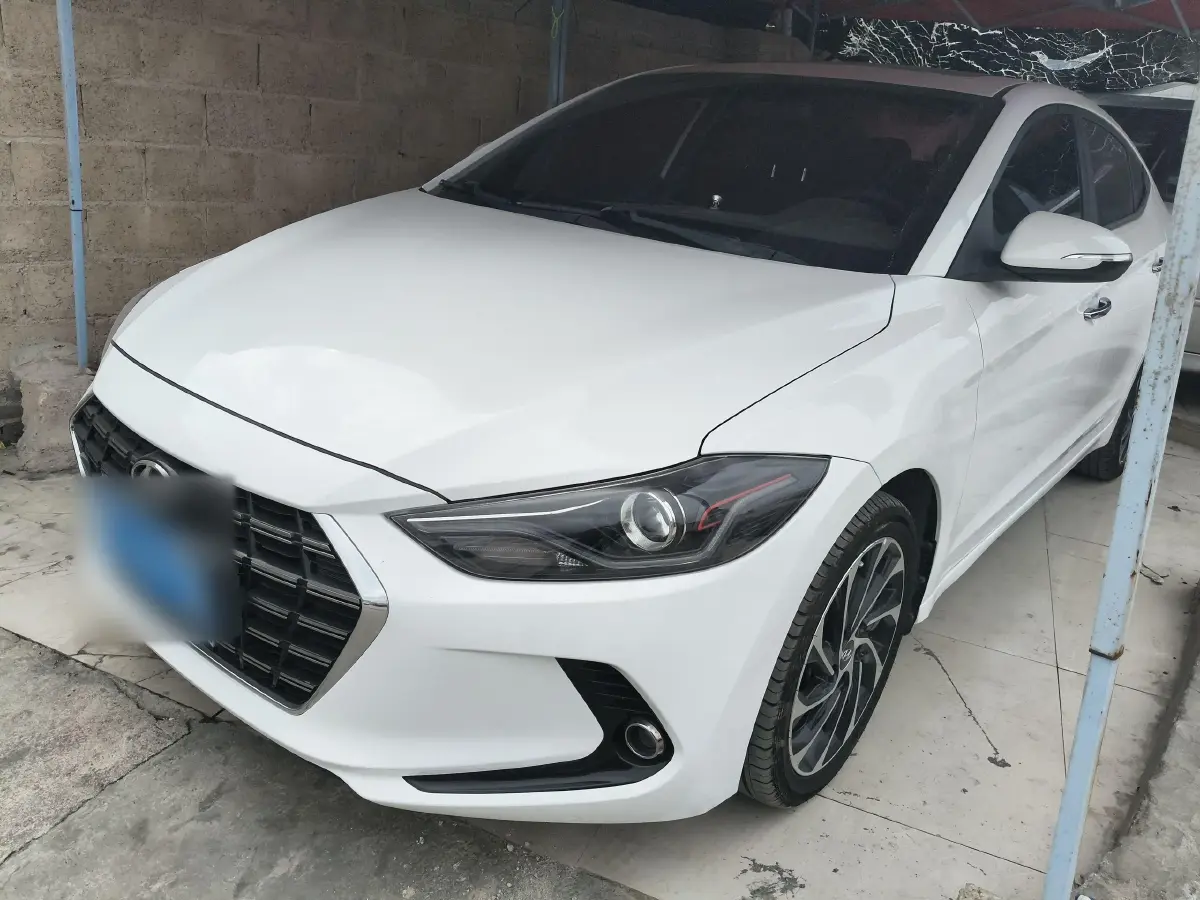 2019 Hyundai Elantra 1.4T 130HP L4 7DCT