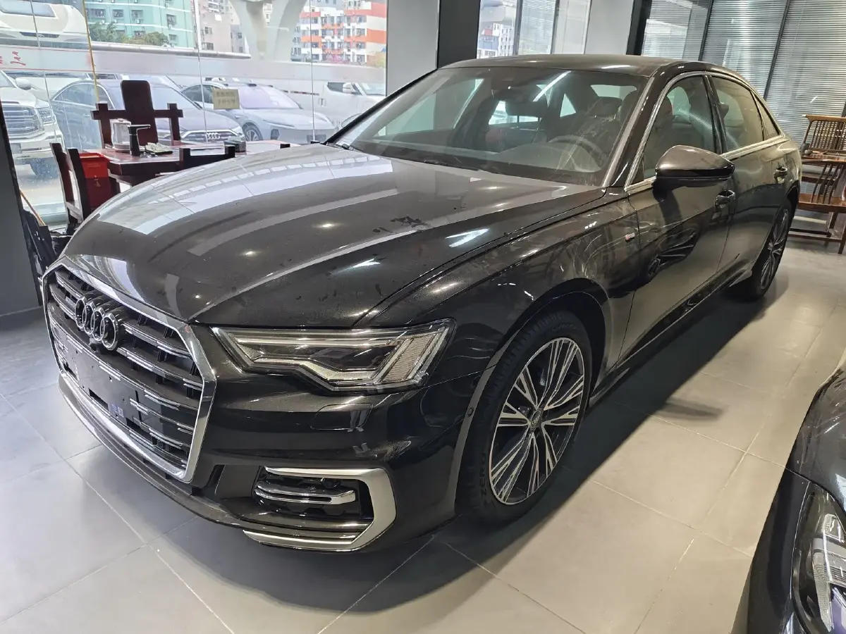 2024 Audi A6L 2.0T 245HP L4 7DCT
