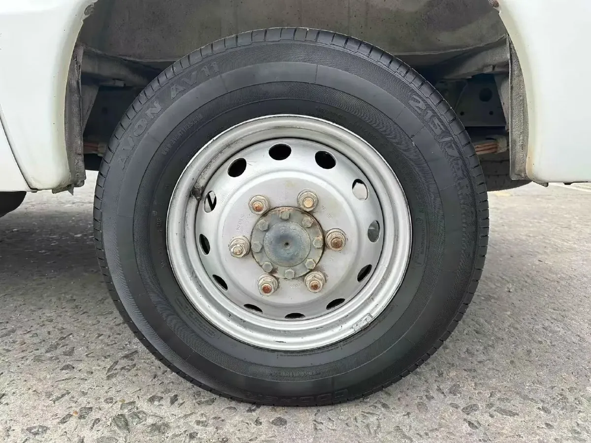 2013 Iveco BaoDi 2.8T 125HP L4 5MT,autocango,china used car exporter,china ev exporter,chinese used car exporter,chinese used ev exporter