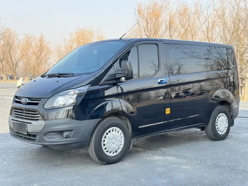 2017 Ford Transit 2.0T 121HP L4 5MT