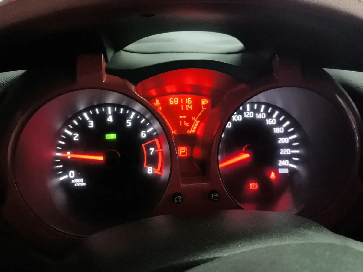 2014 Infiniti ESQ 1.6T 200HP L4 CVT,autocango,china used car exporter,china ev exporter,chinese used car exporter,chinese used ev exporter