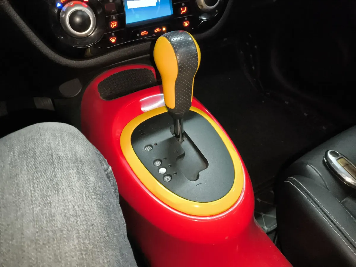 2014 Infiniti ESQ 1.6T 200HP L4 CVT,autocango,china used car exporter,china ev exporter,chinese used car exporter,chinese used ev exporter