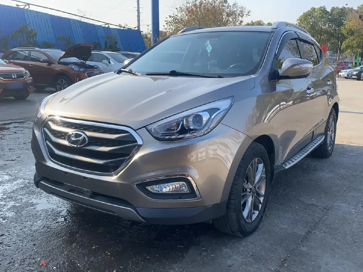 2015 Hyundai ix35 2.0L 160HP L4 6AT