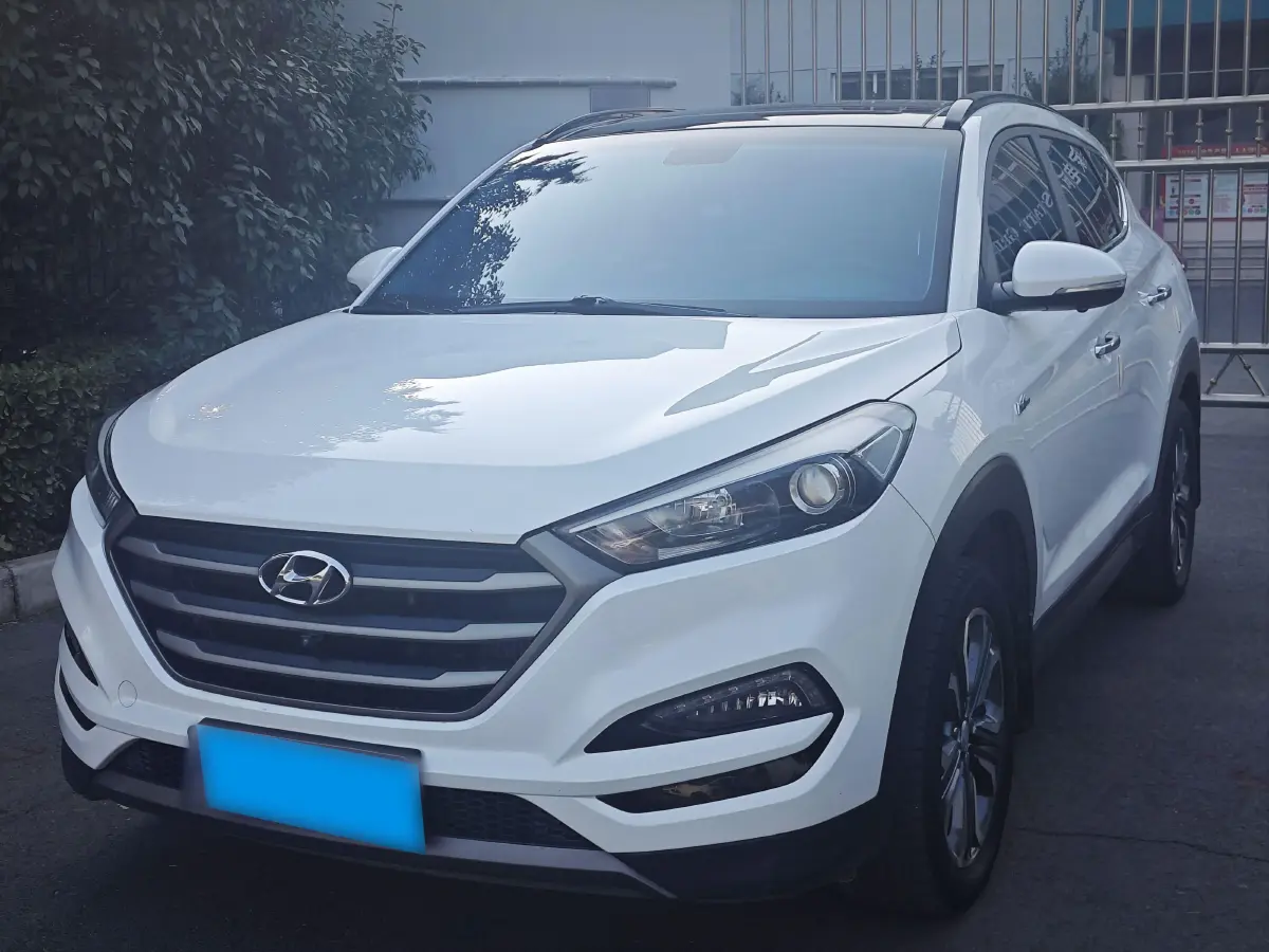 2015 Hyundai Tucson 1.6T 177HP L4 7DCT