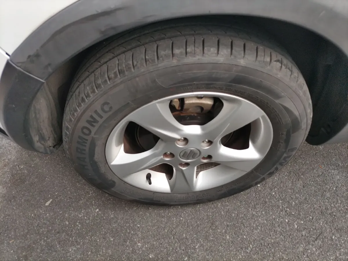 2016 Suzuki SX4 1.6L 109HP L4 5MT,autocango,china used car exporter,china ev exporter,chinese used car exporter,chinese used ev exporter