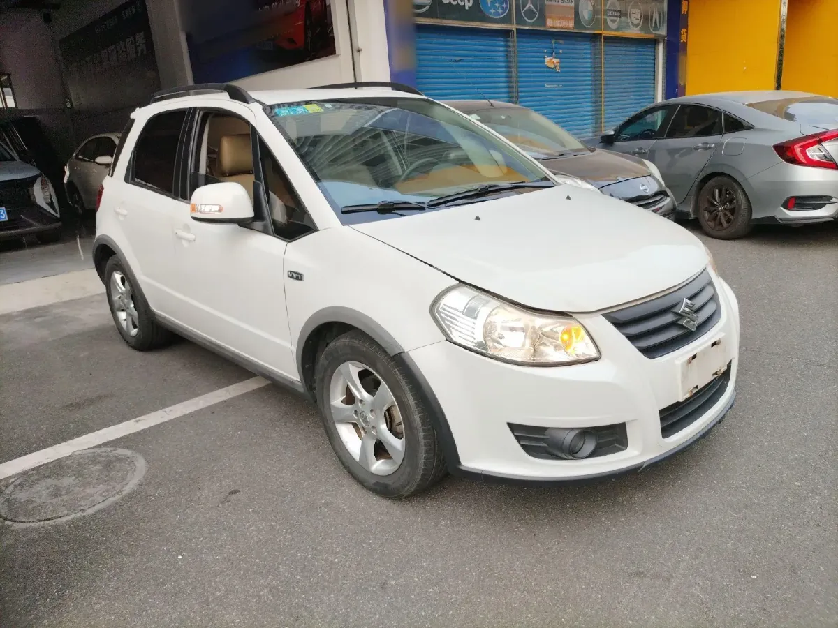 2016 Suzuki SX4 1.6L 109HP L4 5MT,autocango,china used car exporter,china ev exporter,chinese used car exporter,chinese used ev exporter