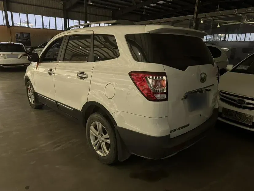 2014 BAIC Hyosow S3 1.5L 113HP L4 5MT,autocango,china used car exporter,china ev exporter,chinese used car exporter,chinese used ev exporter