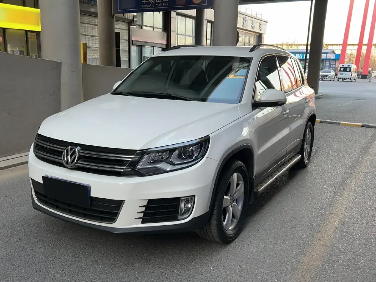 2013 Volkswagen Tiguan 1.8T 160HP L4 6AT