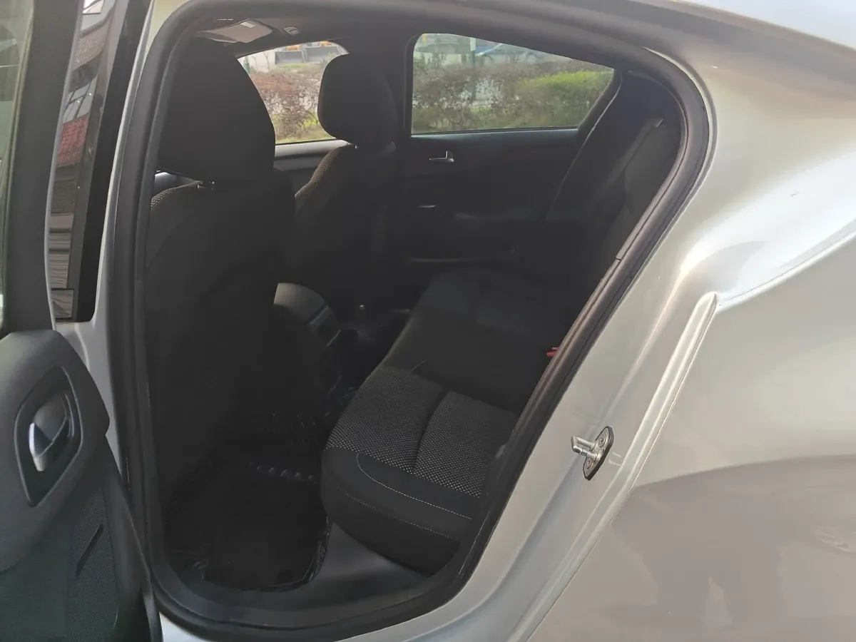 2012 DS 4 1.6T 163HP L4 6AT,autocango,china used car exporter,china ev exporter,chinese used car exporter,chinese used ev exporter