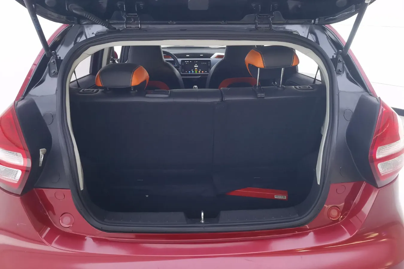 2017 Geely Vision X1 1.3L 88HP L4 4AT,autocango,china used car exporter,china ev exporter,chinese used car exporter,chinese used ev exporter