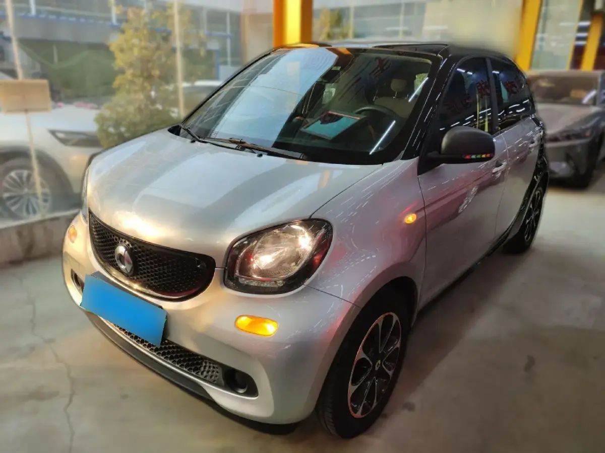 2016 Smart smart forfour 1.0L 71HP L3 6DCT