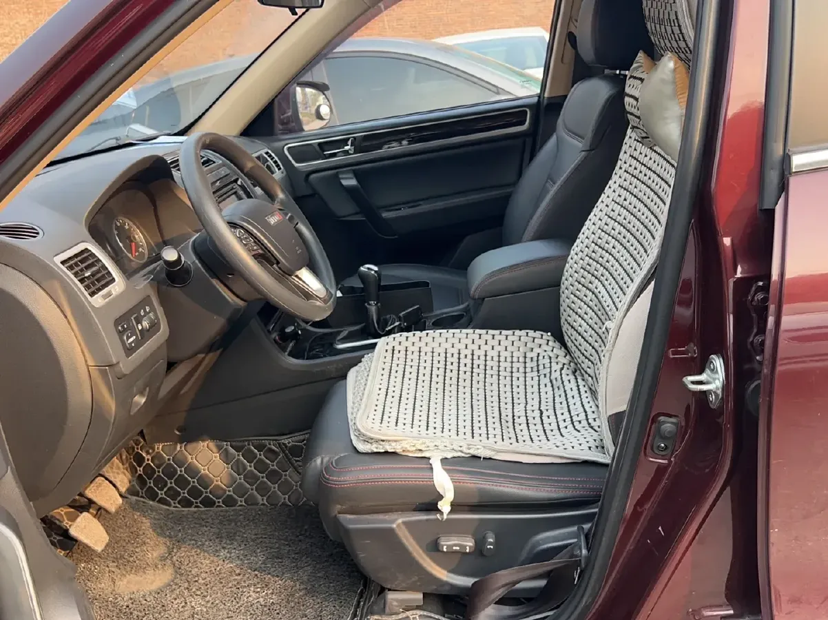 2016 Yema T70 1.8L 136HP L4 5MT,autocango,china used car exporter,china ev exporter,chinese used car exporter,chinese used ev exporter