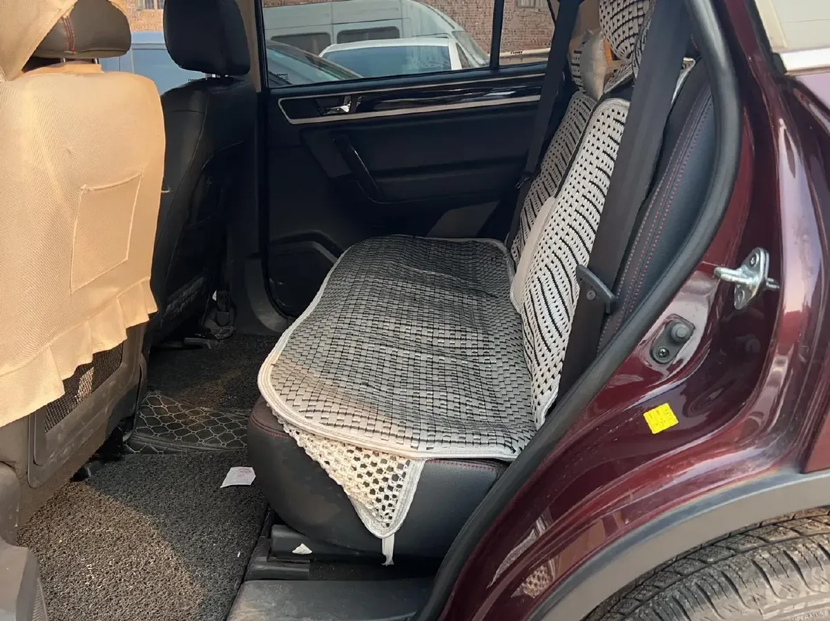 2016 Yema T70 1.8L 136HP L4 5MT,autocango,china used car exporter,china ev exporter,chinese used car exporter,chinese used ev exporter