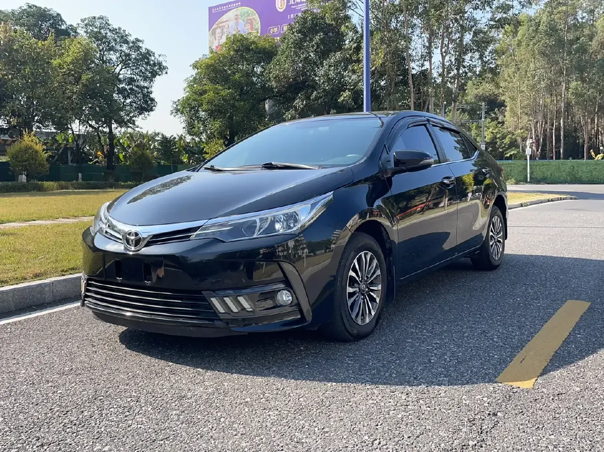 2017 Toyota Corolla 1.2T 116HP L4 CVT