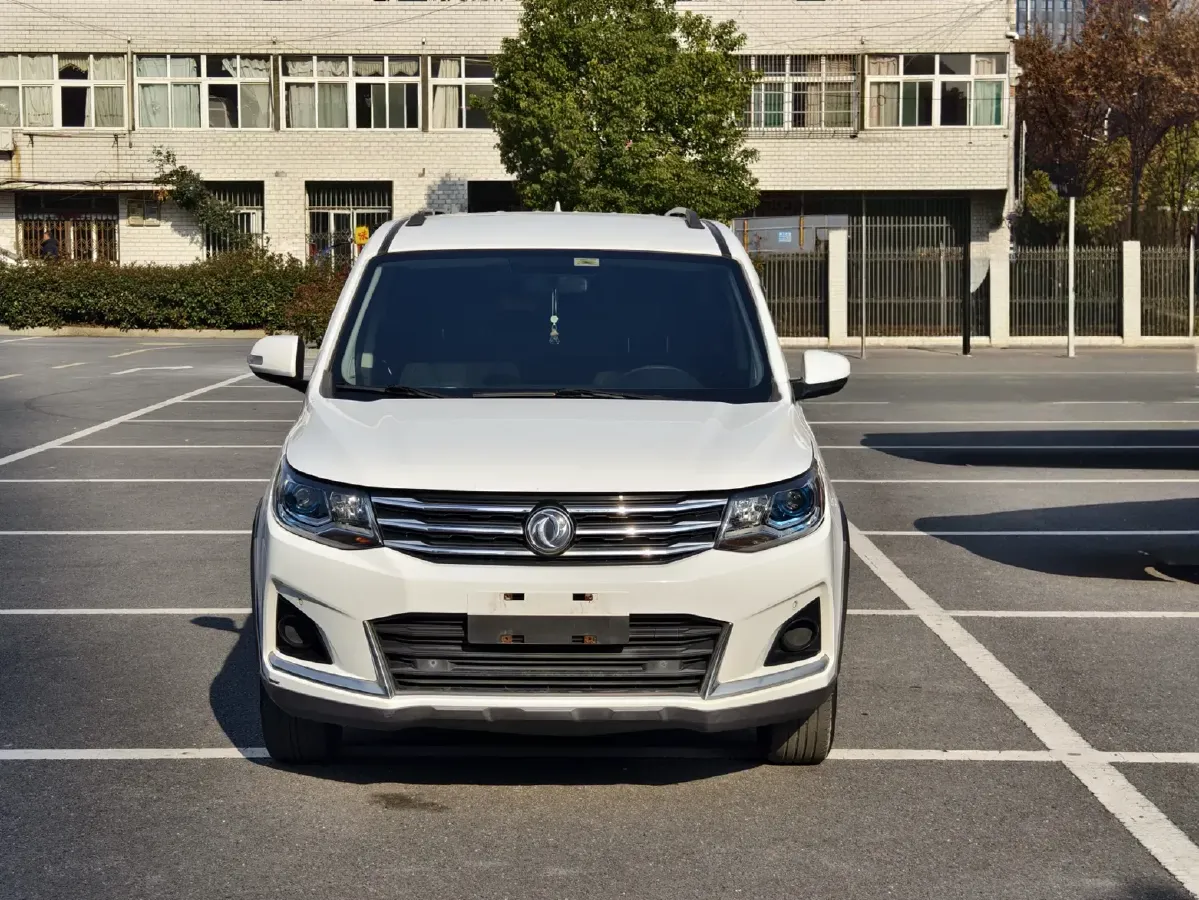 2019 DongFeng Forthing SX6 1.6L 122HP L4 5MT,autocango,china used car exporter,china ev exporter,chinese used car exporter,chinese used ev exporter