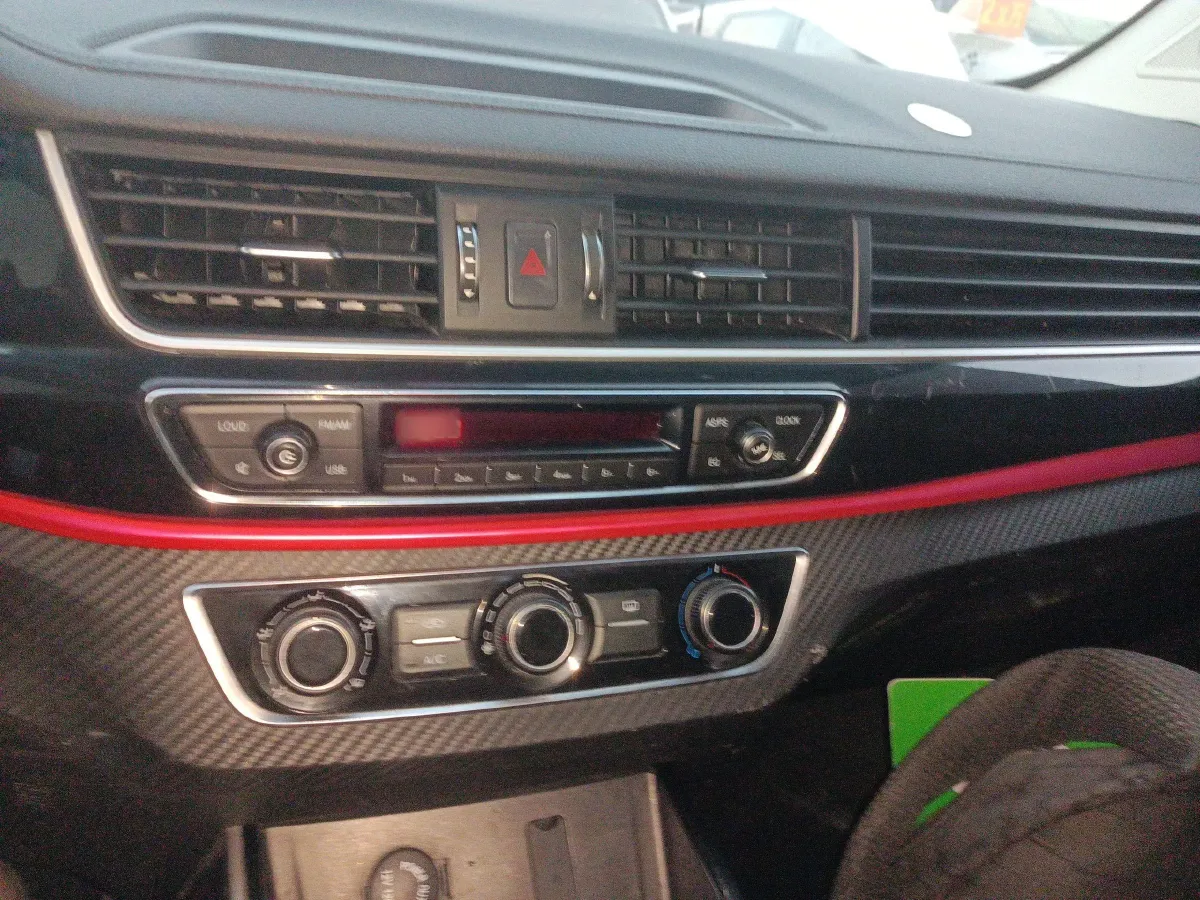 2019 DongFeng Forthing SX6 1.6L 122HP L4 5MT,autocango,china used car exporter,china ev exporter,chinese used car exporter,chinese used ev exporter