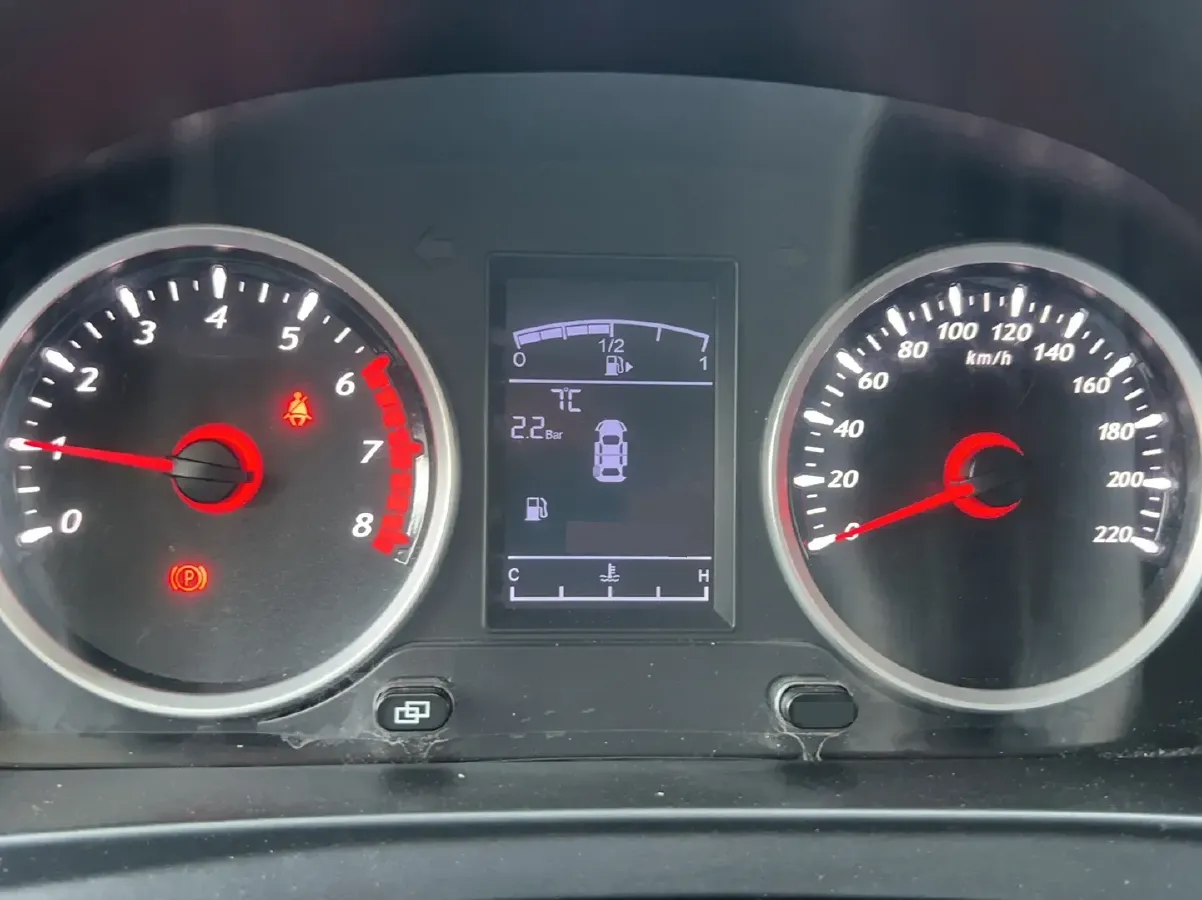 2019 DongFeng Forthing SX6 1.6L 122HP L4 5MT,autocango,china used car exporter,china ev exporter,chinese used car exporter,chinese used ev exporter