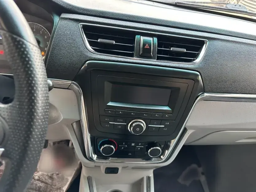 2018 JinBei New Sea Lion X30L 1.5L 109HP L4 5MT,autocango,china used car exporter,china ev exporter,chinese used car exporter,chinese used ev exporter