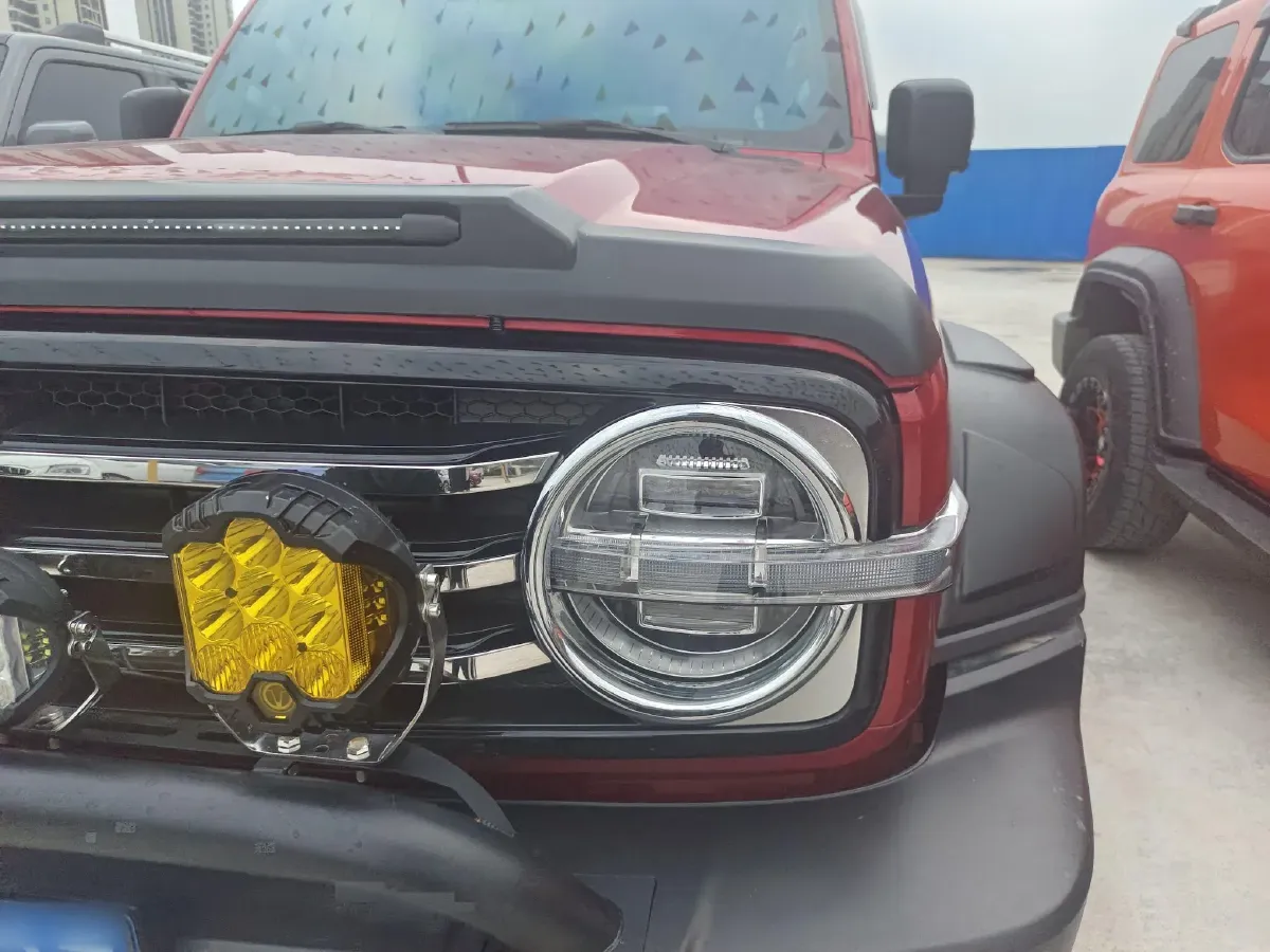 2021 Tank 300 2.0T 227HP L4 8AT,autocango,china used car exporter,china ev exporter,chinese used car exporter,chinese used ev exporter