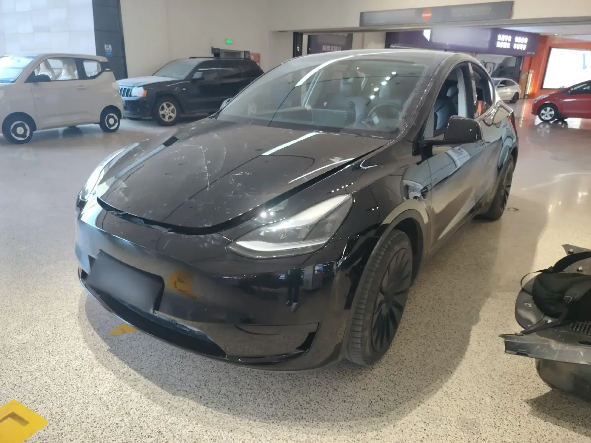 2022 Tesla Model Y BEV 60KWH