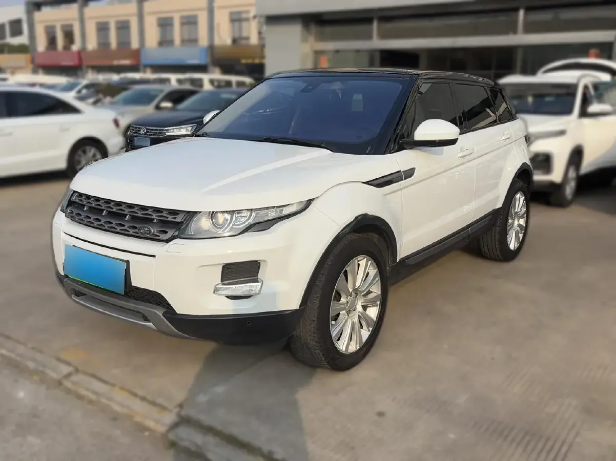 2015 Land Rover Range Rover Evoque 2.0T 241HP L4 9AT