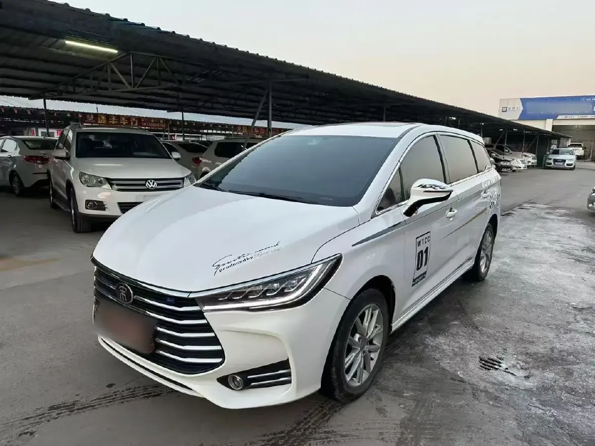 2019 BYD Song MAX 1.5T 160HP L4 6MT