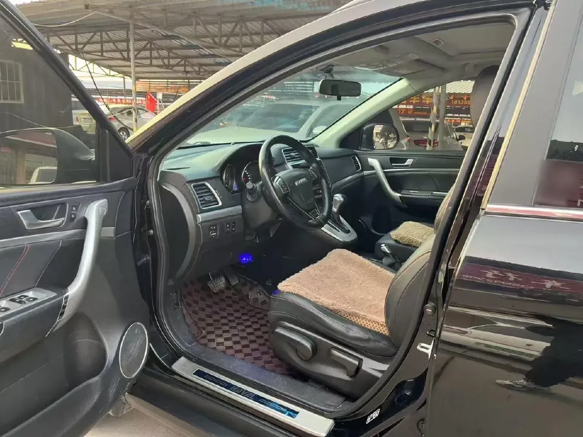 2019 Haval M6 1.5T 150HP L4 7DCT,autocango,china used car exporter,china ev exporter,chinese used car exporter,chinese used ev exporter