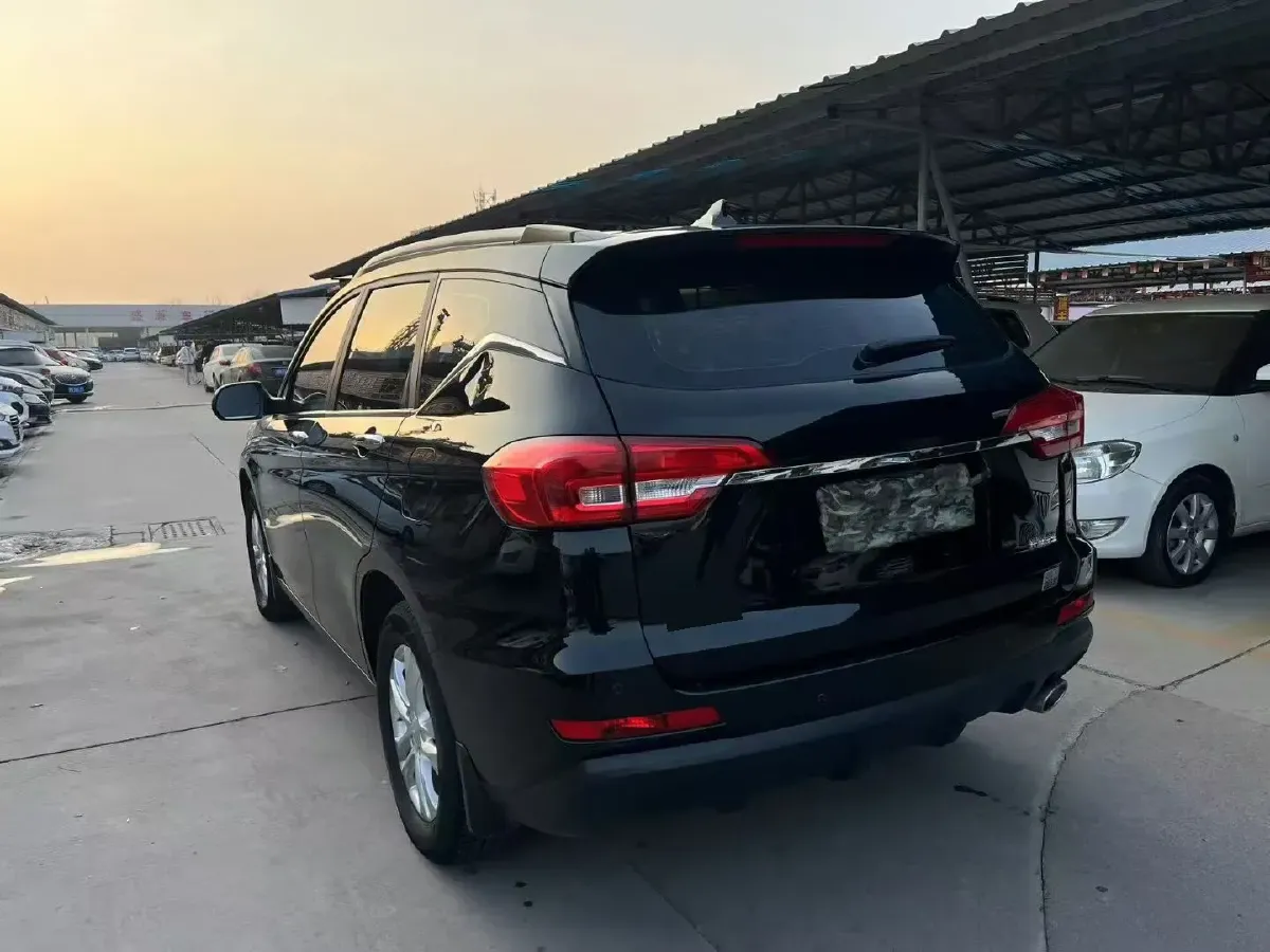 2019 Haval M6 1.5T 150HP L4 7DCT,autocango,china used car exporter,china ev exporter,chinese used car exporter,chinese used ev exporter
