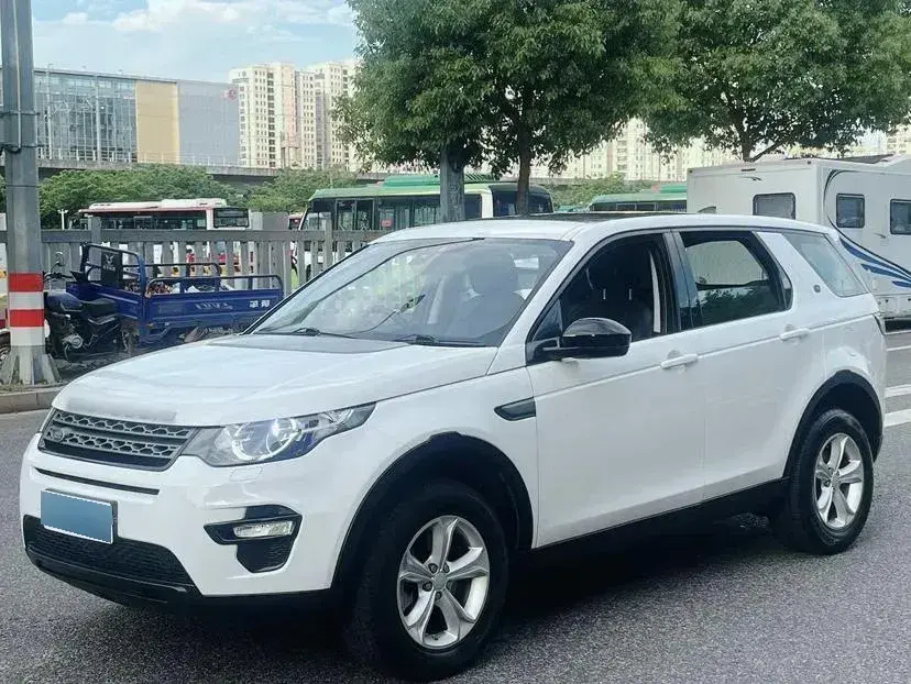 2017 Land Rover Discovery Sport 2.0T 241HP L4 9AT