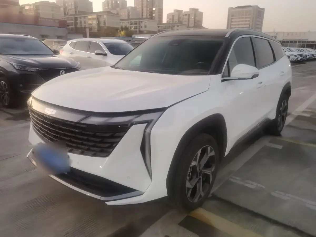 2023 Geely StarRay 1.5T 181HP L4 7DCT