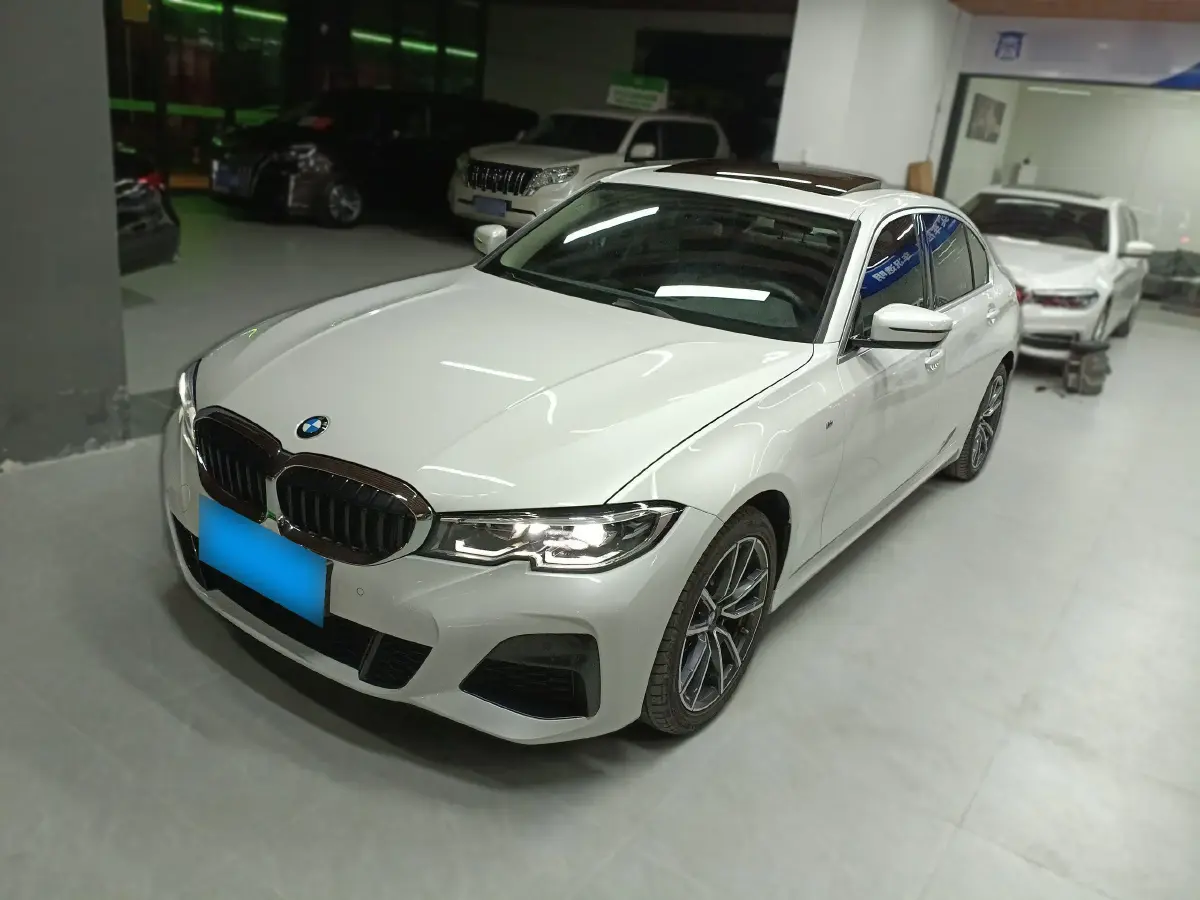 2022 BMW 3 Series 2.0T 156HP L4 8AT