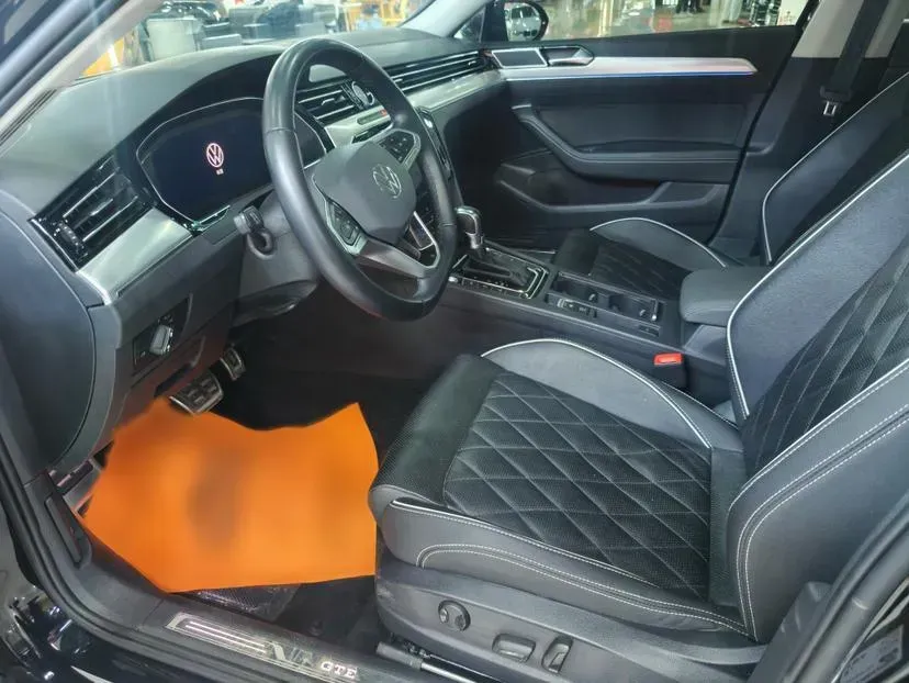 2022 Volkswagen Magotan GTE 1.4T 150HP L4 6DCT PHEV 13KWH,autocango,china used car exporter,china ev exporter,chinese used car exporter,chinese used ev exporter