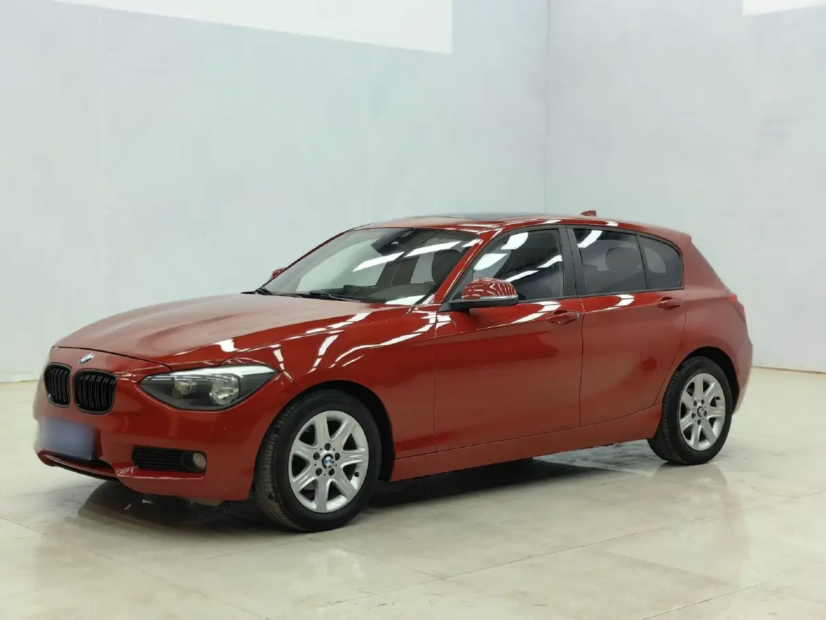 2013 BMW 1 Series 1.6T 136HP L4 8AT