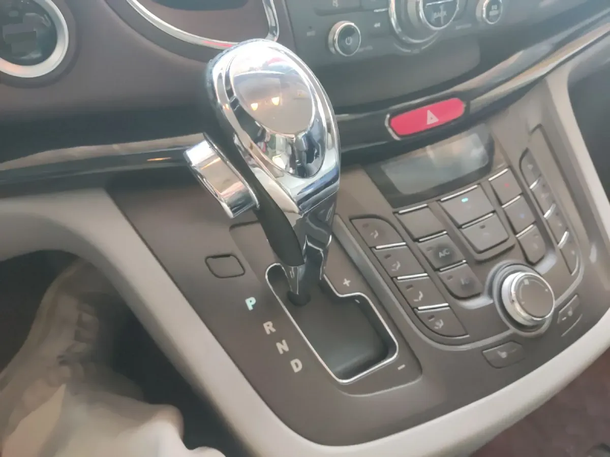 2016 JAC Refine M5 2.0T 177HP L4 5AT,autocango,china used car exporter,china ev exporter,chinese used car exporter,chinese used ev exporter