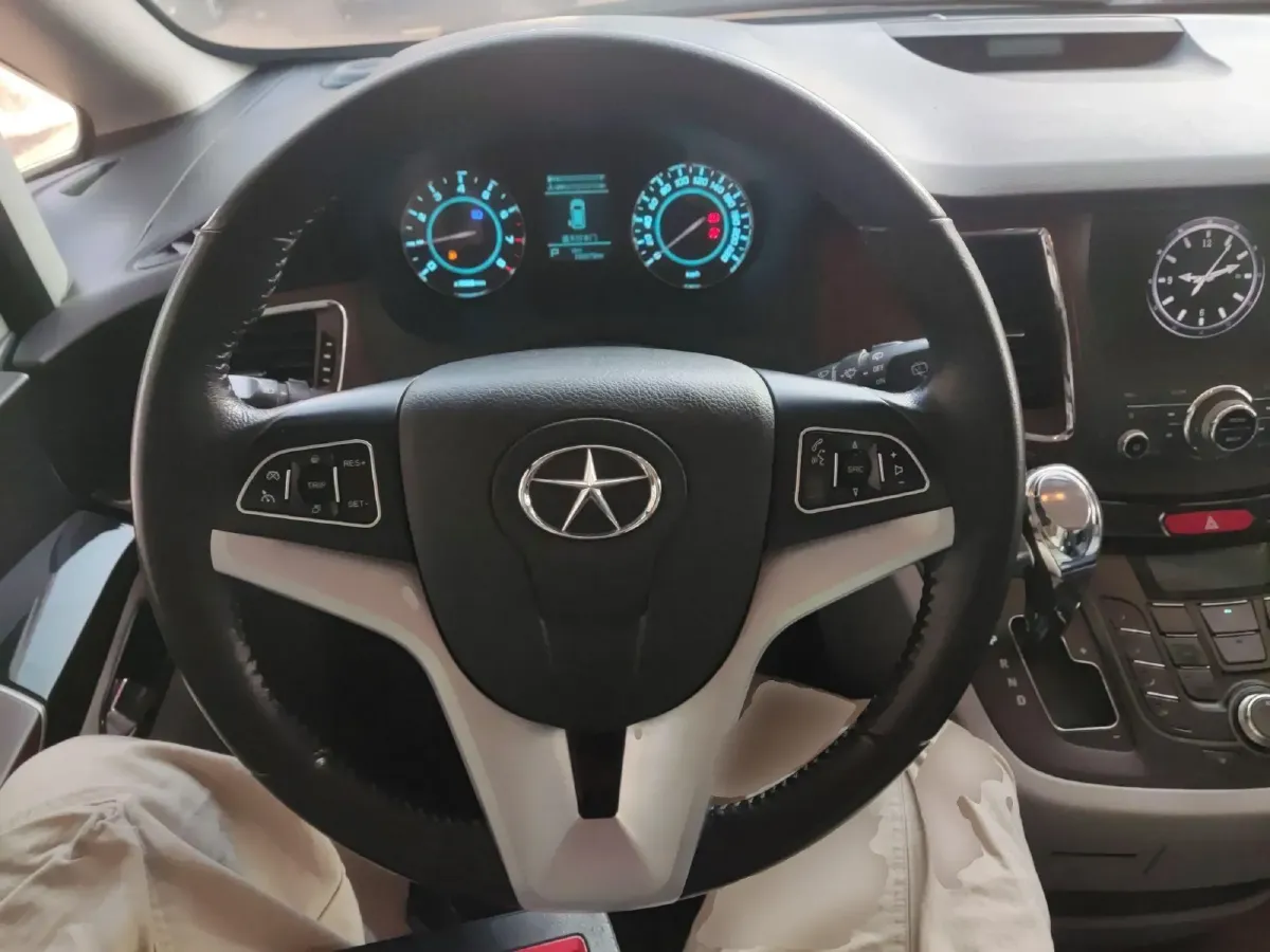 2016 JAC Refine M5 2.0T 177HP L4 5AT,autocango,china used car exporter,china ev exporter,chinese used car exporter,chinese used ev exporter