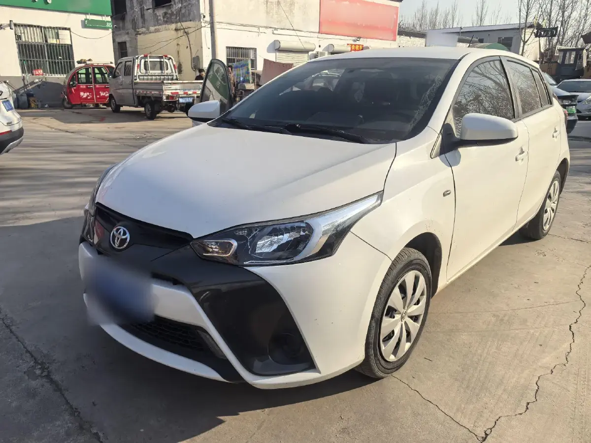 2019 Toyota Yaris L 1.5L 110HP L4 CVT