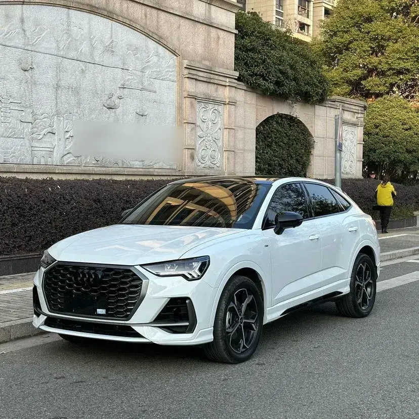 2024 Audi Q3 Sportback 2.0T 186HP L4 7DCT