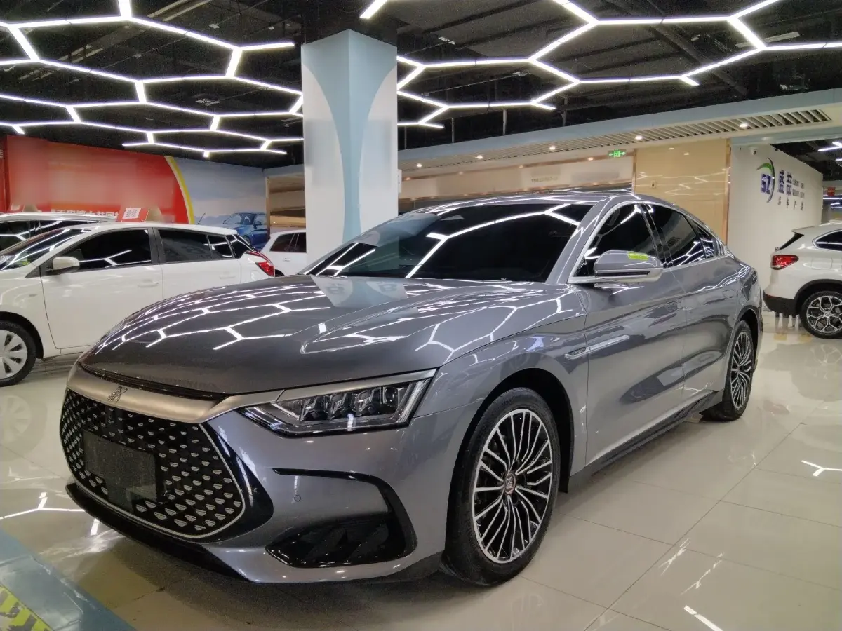 2022 BYD Han 1.5T 139HP L4 E-CVT PHEV 18.3KWH