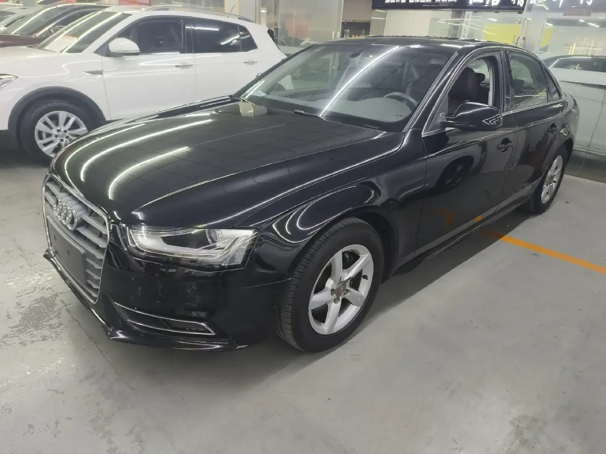 2015 Audi A4L 2.0T 180HP L4 CVT