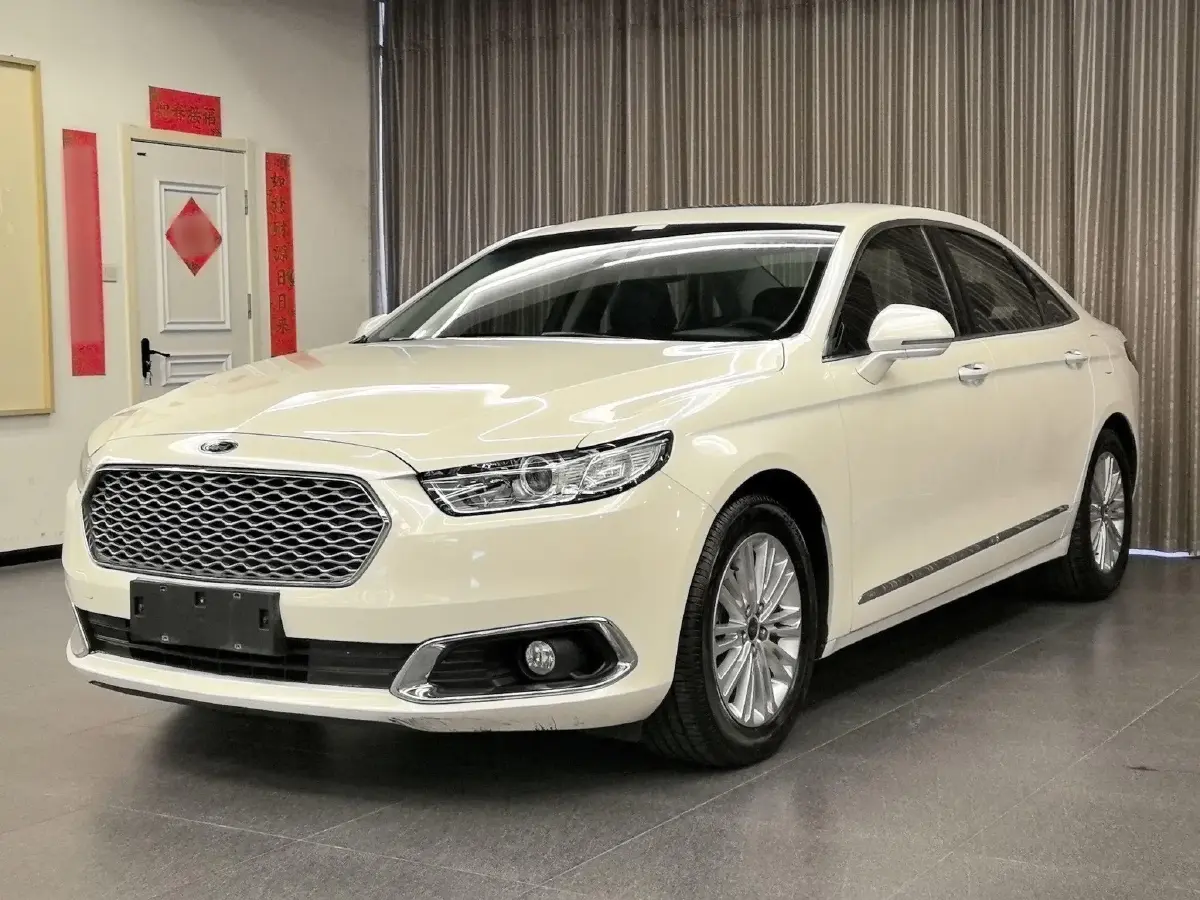 2018 Ford Taurus 2.0T 245HP L4 6AT