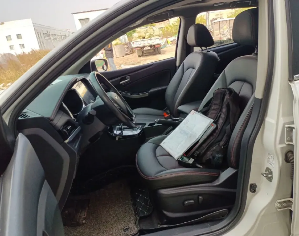 2018 Venucia T70 2.0L 144HP L4 CVT,autocango,china used car exporter,china ev exporter,chinese used car exporter,chinese used ev exporter